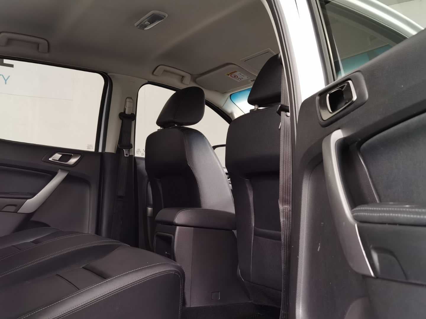 FORD RANGER 3.2TDCi XLT A/T P/U D/C image 15