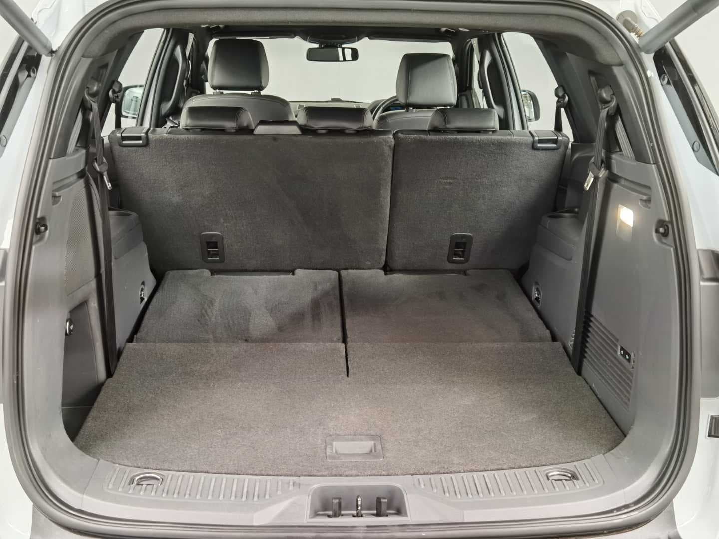 FORD EVEREST 3.2 TDCi LTD 4X4 A/T image 7