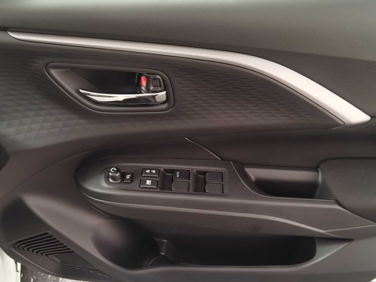 SUZUKI SWIFT 1.2 GLX image 11