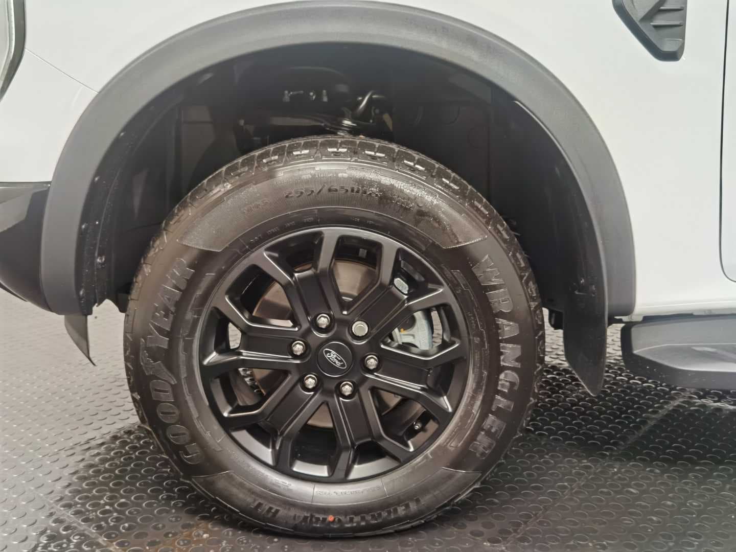 FORD RANGER 2.3 SPORT A/T SUPER CAB P/U image 12
