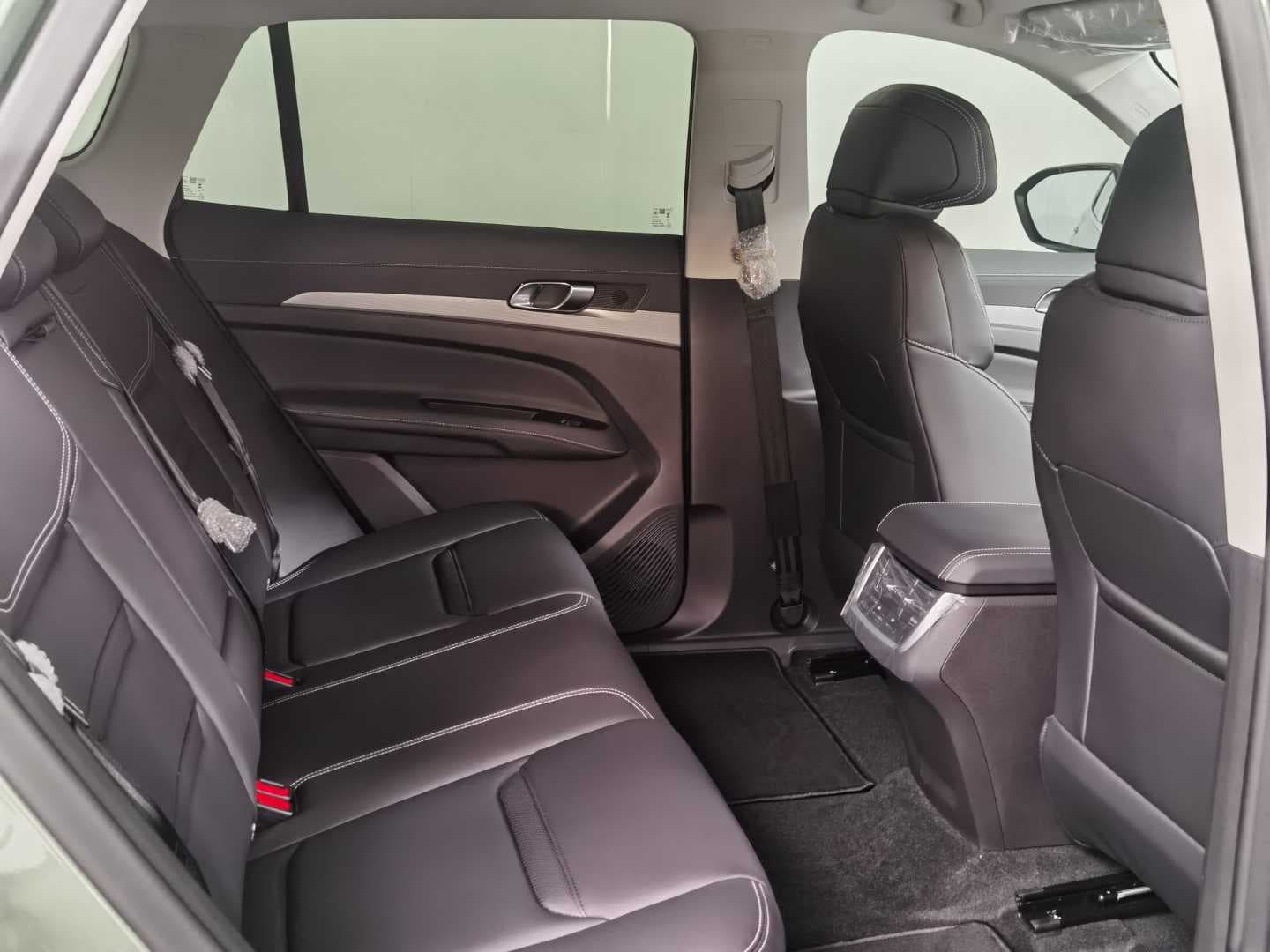 FORD TERRITORY TREND 1.8L ECOBOOST A/T image 15